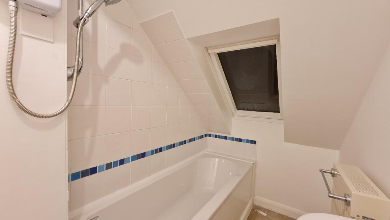 Grace Apartments - Living Stream 1 Ashford  Dış mekan fotoğraf